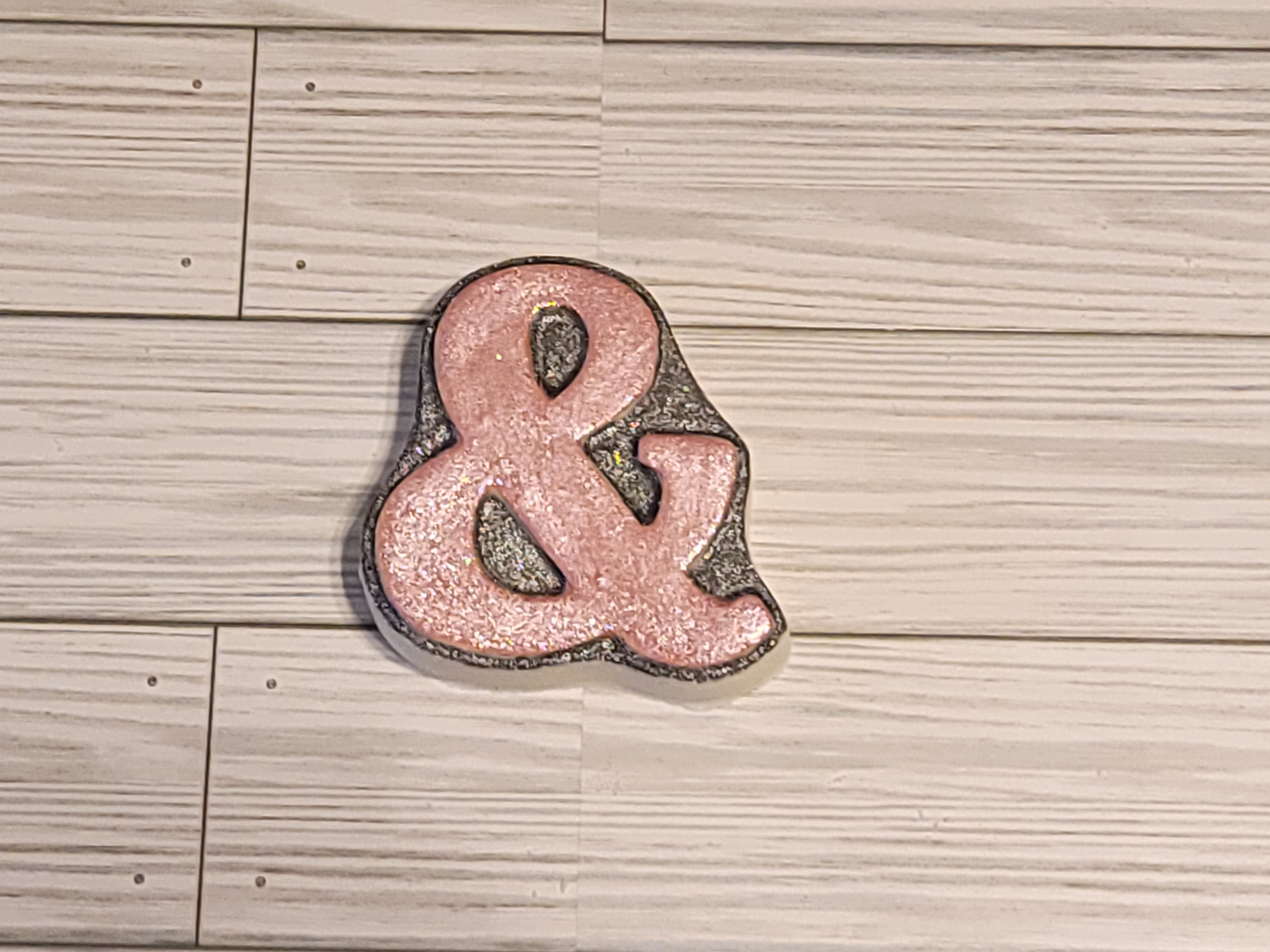 "And" Symbol Bathbomb