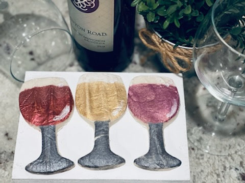 Wine Glasses Set Bath Cookies